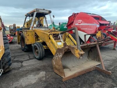 2002 JCB 3c Back Hoe 