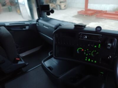 2015 Scania R450 6x2 Midlift Tractor Unit - 7