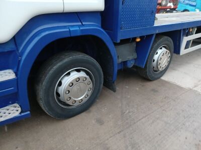 2007 Scania R420 8x2 Rearlift Beavertail Rigid - 9