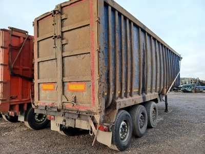 2011 Weightlifter Triaxle Scrap Spec Tipping Trailer  - 4