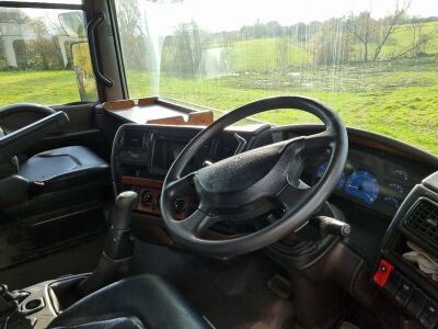 2004 Renault Magnum 400 6x2 Midlift Tractor Unit - 16