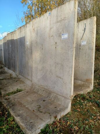 1x Poundfield L Shaped Interlocking Concrete Retaining Wall Panel