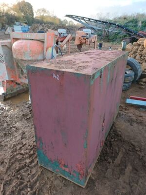 Lubricant Tank