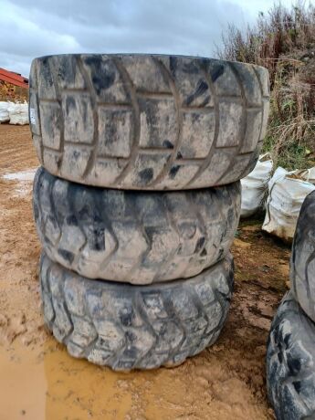 6 x Dump Truck Wheels and Tyres