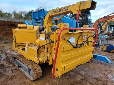 Carlton 1790 Tracked Woodchipper