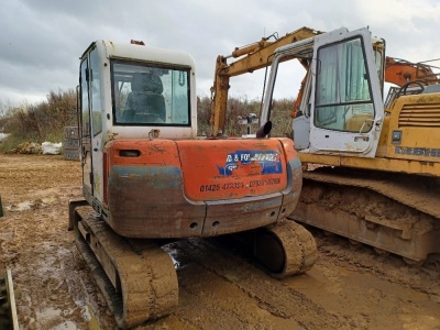 Kubota 251 Excavator - 4