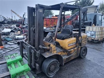 Caterpillar DP30 Diesel Forklift - 7