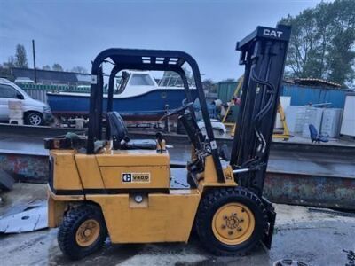 Caterpillar V40D Diesel Forklift - 5