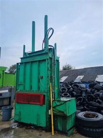 Gradeall GTB Baler