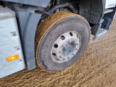 2017 Volvo FM 450 8x4 Alloy Insulated Tipper - 2