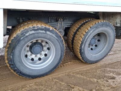 2017 Volvo FM 450 8x4 Alloy Insulated Tipper - 9