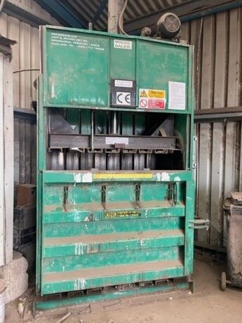 Pakawaste MX600 Baler