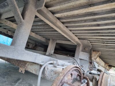 Alloy Beavertail Van Body - 8