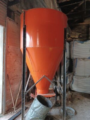 2x Feed Silos - 2