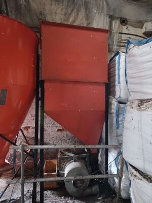 2x Feed Silos - 3