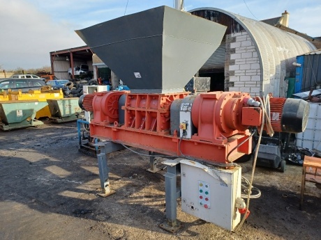 1999 Mono Waste Tec The Muncher Shredder