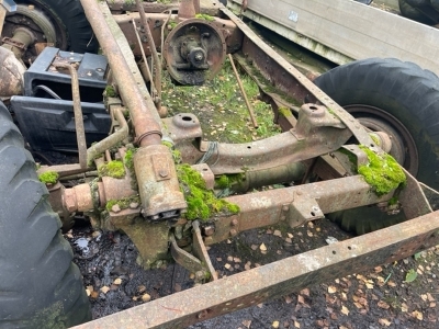 4x4 Chassis Section c/w Gearbox, Winch + 2 Additional Drive Axles, - 10