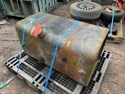 Ford D Series Fuel Tank - 4