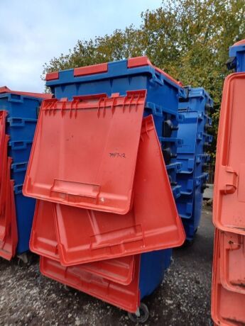 5x Industrial Plastic Wheelie Bins 