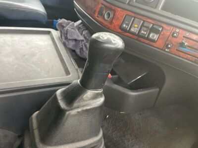 1995 Volvo FH12 420 6x2 80 Ton Rear Lift Tractor Unit - 21