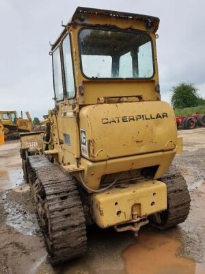 Caterpillar 951C Tracked Loader - 4