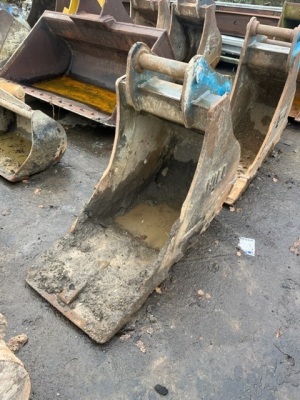 Hill 2ft Digging Bucket