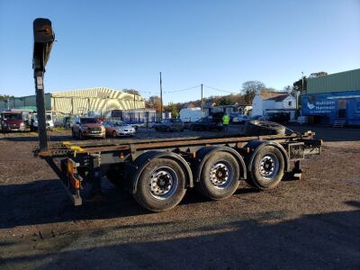 2001 Couldwell Triaxle Drawbar Bin Trailer 