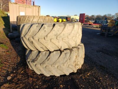 2x Floatation Dumper Tyres + 2x Loading Shovel Tyres - 4