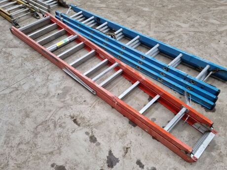 Fibreglass Step Ladder