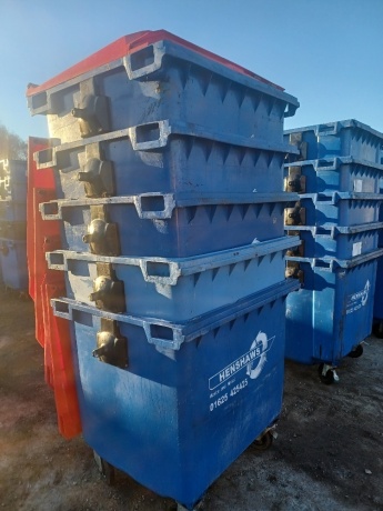 5x Industrial Plastic Wheelie Bins