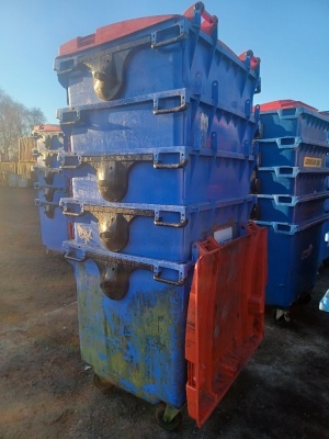 5 x Industrial Plastic Wheelie Bins