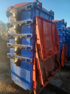 5 x Industrial Plastic Wheelie Bins