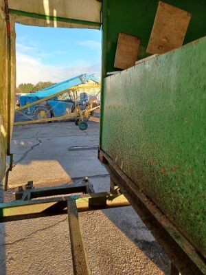 Unimog Mobile Cabbage / Lettuce Picking Station - 7