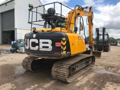 2016 JCB JS131LC Excavator - 3