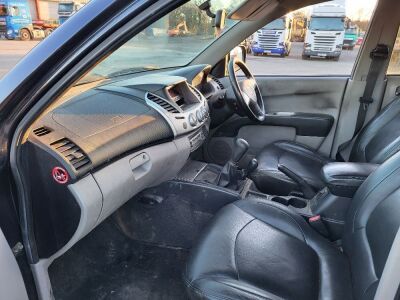 2013 Mitsubishi L200 Warrior Diesel Crew Cab Pickup - 10