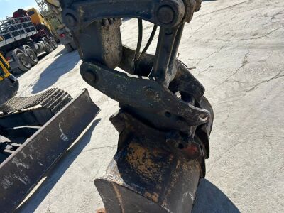 2005 Komatsu PC78MR-6 Excavator - 9