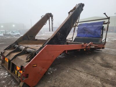 2011 Boughton Skip Loader Body From a 6x2 Wagon - 4