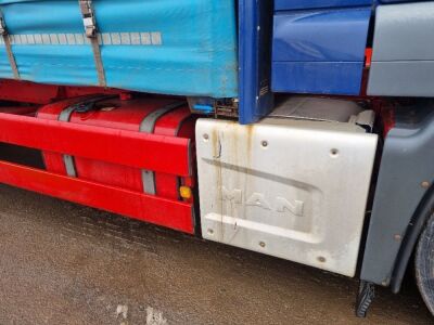 2014 MAN TGS 26360 6x2 Rear Lift Curtainside Rigid - 11