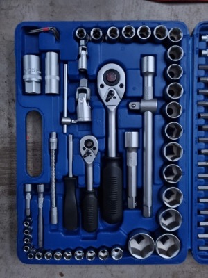 94pc Socket Set ½" + ¼" Drive - 2