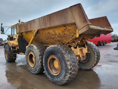 1996 Volvo A25 6x6 Dump Truck - 4