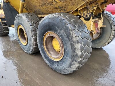 1996 Volvo A25 6x6 Dump Truck - 5