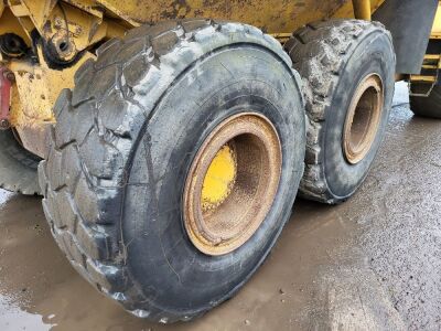 1996 Volvo A25 6x6 Dump Truck - 8