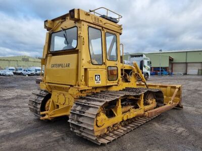 Caterpillar D5B Dozer - 4