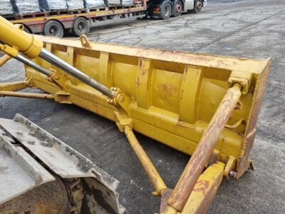 Caterpillar D5B Dozer - 23
