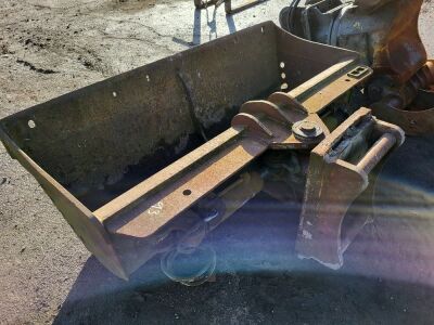 6ft Hydraulic Tilt Ditching Bucket