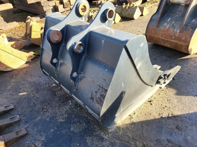 Doosan 5ft Digging Bucket - 3