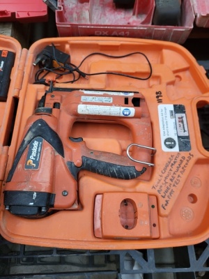 Paslode I.M 65 2nd Fix Nail Gun - 2