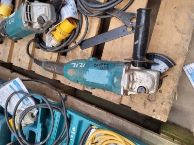 Makita GA5021 5" Grinder 110v