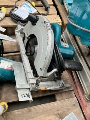 Makita 5903R 9 1/4 " Circular Saw 110v