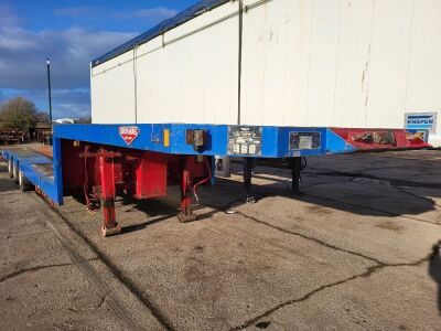 2000 Broshuis E-210720 Triaxle Extendable Stepframe Low Loader - 2